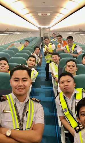 Not only did they have a 360-degree check outside the aircraft, they were also allowed to enter aboard the A320 aircraft where they were given a brief familiarization on the basic sections of the said aircraft. In the photo are: Marc Agustin, Ram Lagura, Neal Regulacion, McYneartAñonuevo, MaruelSabela, John Cimeni, Carmelo Villanueva, Kenny Bulosan
